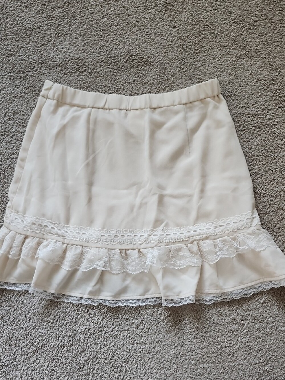 SHEIN Cream Lace-Trim Ruffle Mini Skirt - Picture 6 of 8